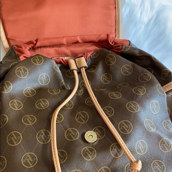 Adrienne Vittadini backpack NWT - Picture 7 of 15